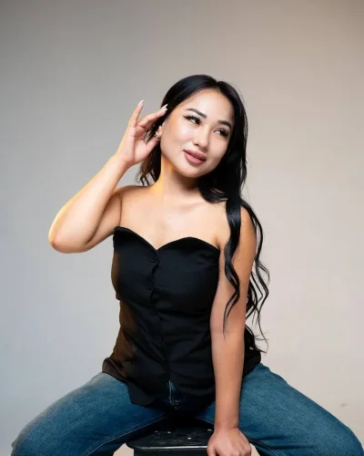 Adelaida photo 9, asian, athletic, black hair, 166 cm, 54 kg, Medium bust, Hong Kong