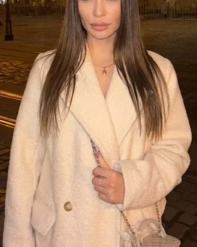 Ksenia photo 12, slavic, slim, brunette, 165 cm, 45 kg, Small bust, Hong Kong