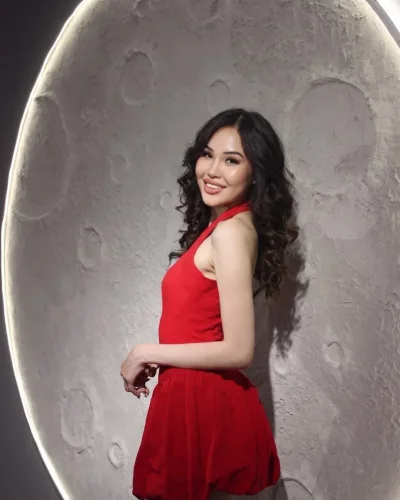Moni photo 23, asian, athletic, brunette, 165 cm, 54 kg, Medium bust, Hong Kong