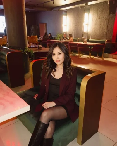 Moni photo 25, asian, athletic, brunette, 165 cm, 54 kg, Medium bust, Hong Kong