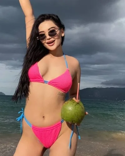 Albina photo 1, asian, athletic, brunette, 159 cm, 53 kg, Medium bust, Hong Kong