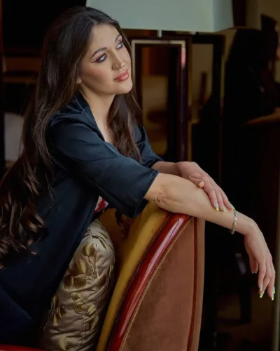 Lisa photo 16, slavic, athletic, brunette, 177 cm, 63 kg, Medium bust, Hong Kong