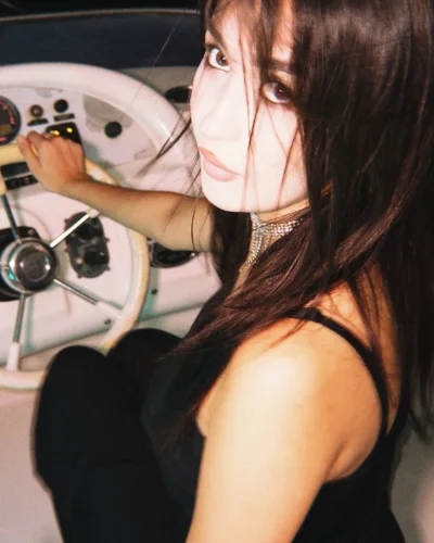 Adelina photo 44, mixed, slim, black hair, 176 cm, 55 kg, Large bust, Hong Kong