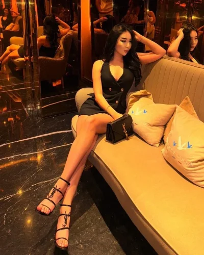 Alina photo 39, asian, slim, brunette, 170 cm, 54 kg, Medium bust, Hong Kong