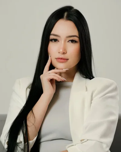 Erato photo 10, european, athletic, black hair, 165 cm, 59 kg, Hong Kong