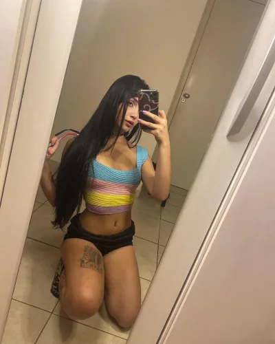 Daniaa photo 2, european, slim, black hair, 176 cm, 56 kg, Hong Kong