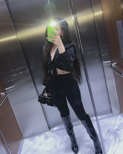 Freyaa photo 1, european, athletic, brunette, 168 cm, 60 kg, Hong Kong