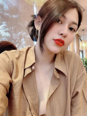 Lesley photo 1, asian, slim, black hair, 166 cm, 48 kg, Hong Kong