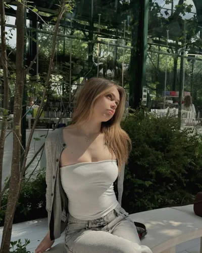 Polumna photo 3, european, athletic, blonde hair, 167 cm, 55 kg, Hong Kong