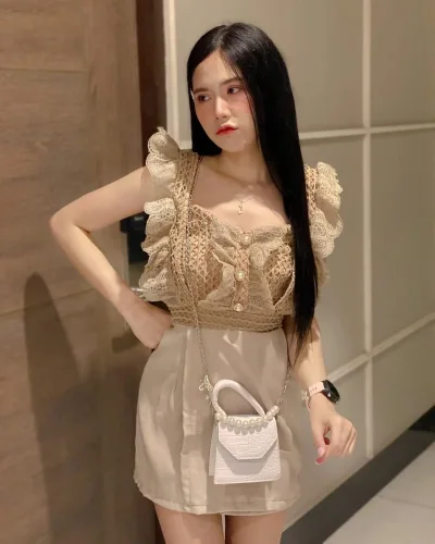 Dila photo 8, asian, slim, brunette, 167 cm, 51 kg, Hong Kong