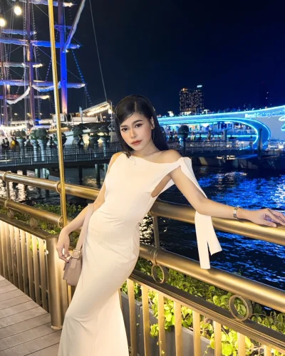 Milin Natural Boobs Student photo 6, asian, athletic, black hair, 158 cm, 48 kg, Hong Kong