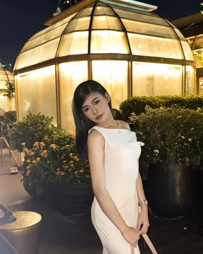 Milin Natural Boobs Student photo 8, asian, athletic, black hair, 158 cm, 48 kg, Hong Kong