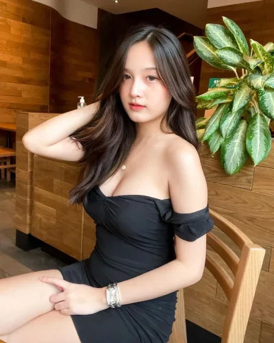 Yasmine photo 1, asian, slim, black hair, 163 cm, 50 kg, Hong Kong