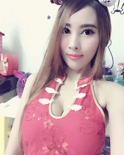 Cafe photo 4, asian, slim, brunette, 165 cm, 47 kg, Hong Kong