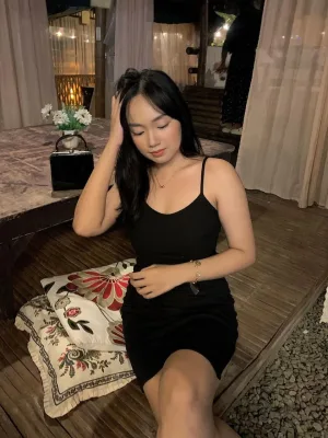 Melly photo 1, asian, petite, black hair, 155 cm, 55 kg, Hong Kong