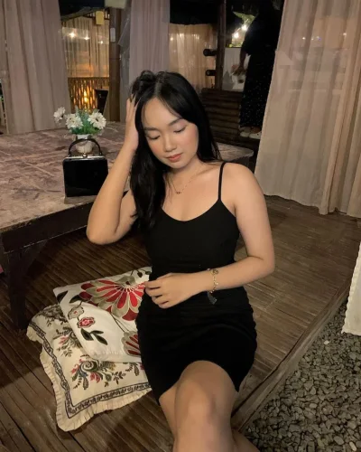 Melly photo 1, asian, petite, black hair, 155 cm, 55 kg, Hong Kong