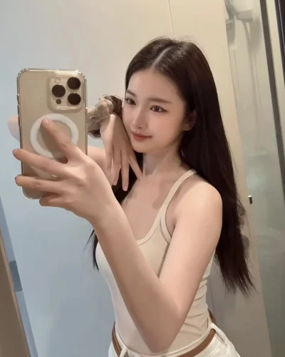 Antin photo 2, asian, athletic, black hair, 161 cm, 51 kg, Hong Kong