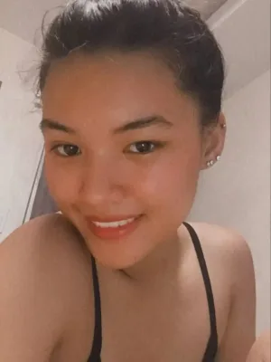 Tina photo 1, asian, slim, black hair, 166 cm, 48 kg, Hong Kong