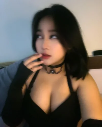 Chelsea photo 6, asian, slim, black hair, 163 cm, 50 kg, Hong Kong