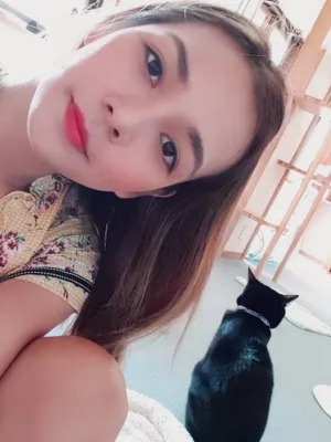 Arisia photo 1, asian, slim, brunette, 165 cm, 50 kg, Hong Kong