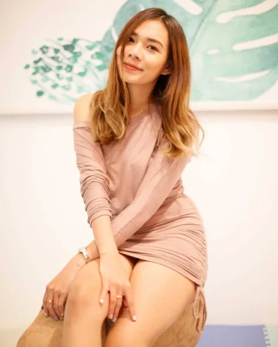 Arisia photo 5, asian, slim, brunette, 165 cm, 50 kg, Hong Kong
