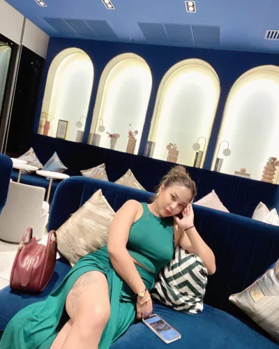 Emma photo 6, asian, petite, brunette, 157 cm, 56 kg, Hong Kong