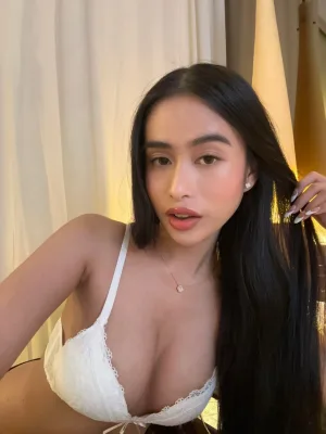 Aisha photo 1, asian, athletic, black hair, 164 cm, 55 kg, Hong Kong