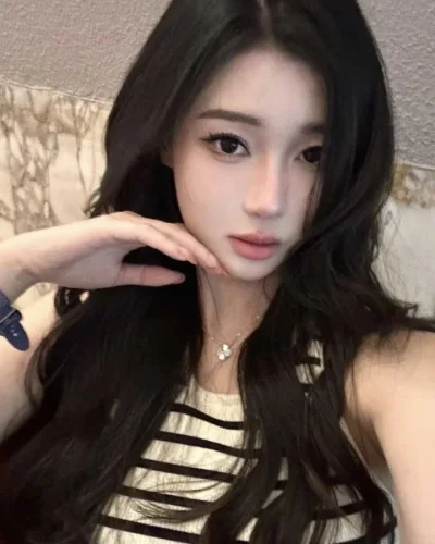 Jia Jia photo 4, asian, slim, black hair, 167 cm, 49 kg, Hong Kong
