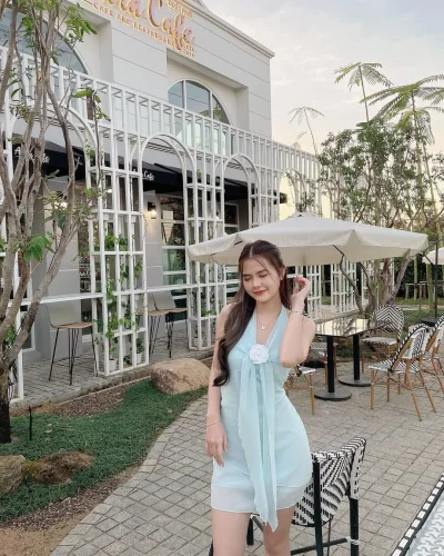 Fira Oktavia photo 1, asian, slim, brunette, 166 cm, 46 kg, Hong Kong
