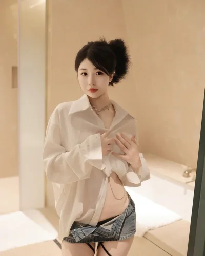 Mia photo 3, asian, curvy, black hair, 153 cm, 61 kg, Hong Kong
