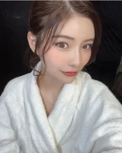 Glory photo 4, asian, athletic, brunette, 166 cm, 55 kg, Hong Kong