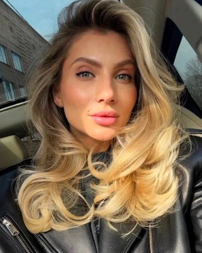 Inna photo 2, middle eastern, slim, blonde hair, 167 cm, 50 kg, Hong Kong