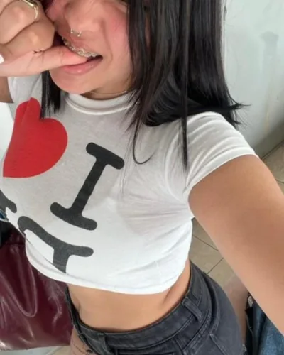 Allina photo 5, european, slim, brunette, 174 cm, 54 kg, Hong Kong