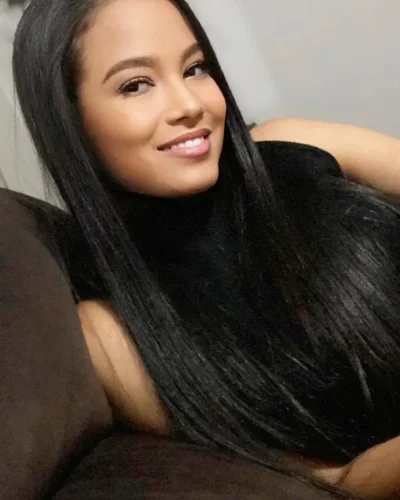 Roanna photo 1, latino, athletic, black hair, 173 cm, 57 kg, Hong Kong