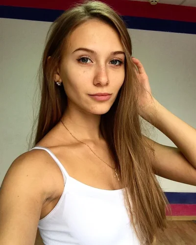 Darla photo 6, european, slim, blonde hair, 169 cm, 53 kg, Hong Kong