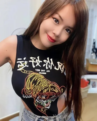Bkk photo 6, asian, athletic, brunette, 158 cm, 50 kg, Hong Kong