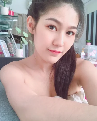 Nicha photo 2, asian, slim, brunette, 167 cm, 48 kg, Hong Kong
