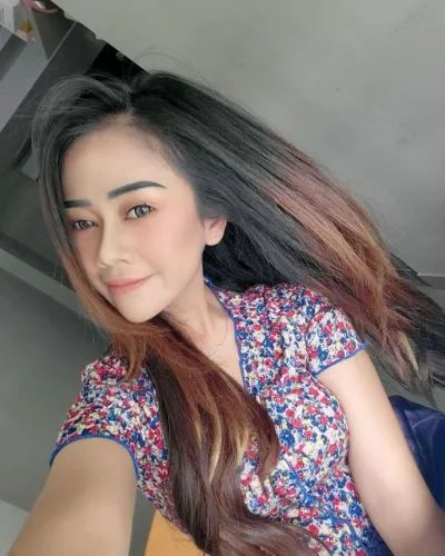 Kim Berlie photo 6, asian, slim, brunette, 165 cm, 49 kg, Hong Kong