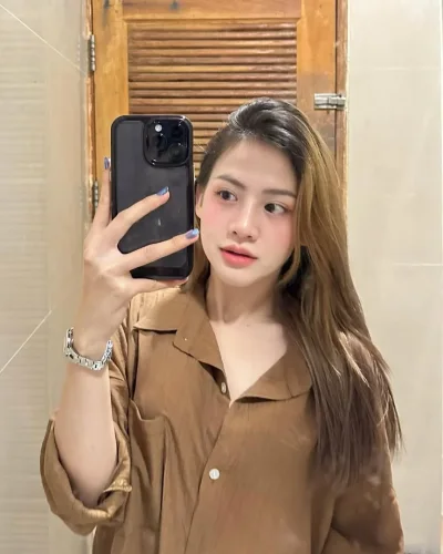 Laras photo 1, asian, athletic, brunette, 160 cm, 51 kg, Hong Kong