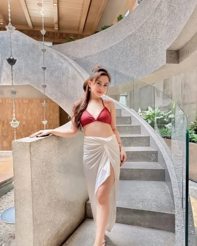 Natasya photo 9, asian, slim, black hair, 164 cm, 49 kg, Hong Kong
