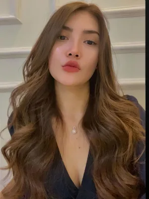 Asyifa photo 1, asian, slim, brunette, 167 cm, 50 kg, Hong Kong