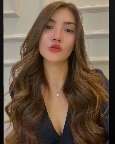 Asyifa photo 1, asian, slim, brunette, 167 cm, 50 kg, Hong Kong