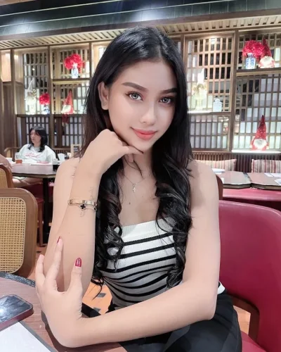 Jihan photo 4, asian, slim, black hair, 172 cm, 45 kg, Hong Kong