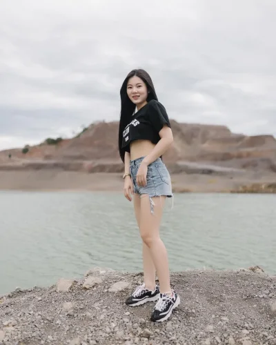 Tiara photo 3, asian, slim, brunette, 170 cm, 50 kg, Hong Kong