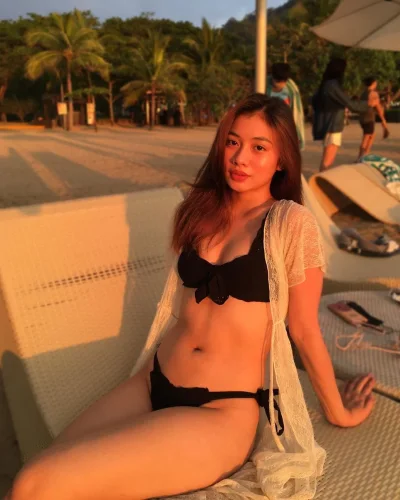 Kaira photo 4, asian, slim, black hair, 163 cm, 49 kg, Hong Kong