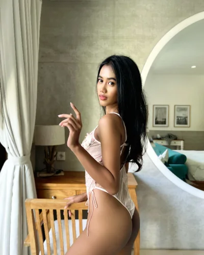 Audrey photo 1, asian, slim, black hair, 170 cm, 47 kg, Hong Kong