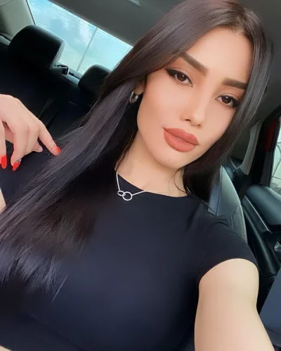 Yildizce photo 3, middle eastern, athletic, black hair, 175 cm, 60 kg, Hong Kong