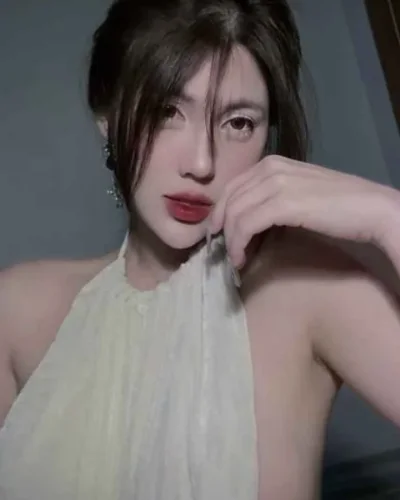 Aanya photo 4, asian, slim, black hair, 165 cm, 49 kg, Hong Kong