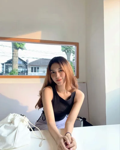 Alyaaa photo 1, asian, athletic, black hair, 168 cm, 61 kg, Hong Kong