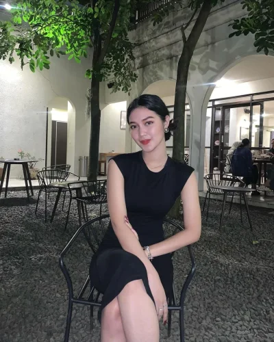 Alyaaa photo 4, asian, athletic, black hair, 168 cm, 61 kg, Hong Kong